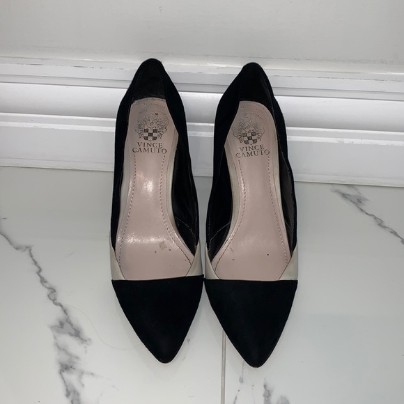 Barely Worn! Vince Camuto Black & White Pumps - Picture 1 of 6